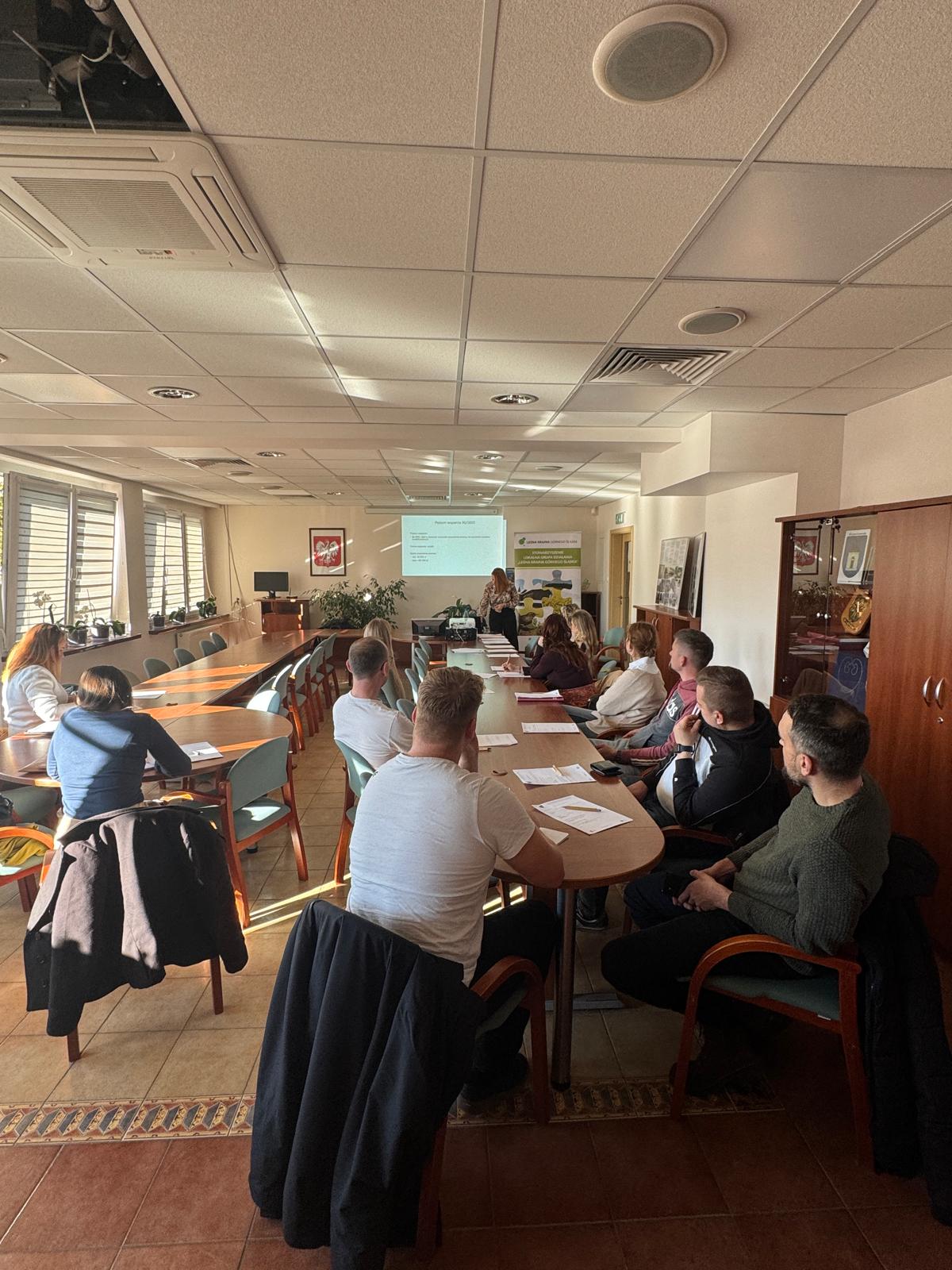 Spotkania informacyjno-szkoleniowe dotyczące naborów 06/2025 i 07/2025