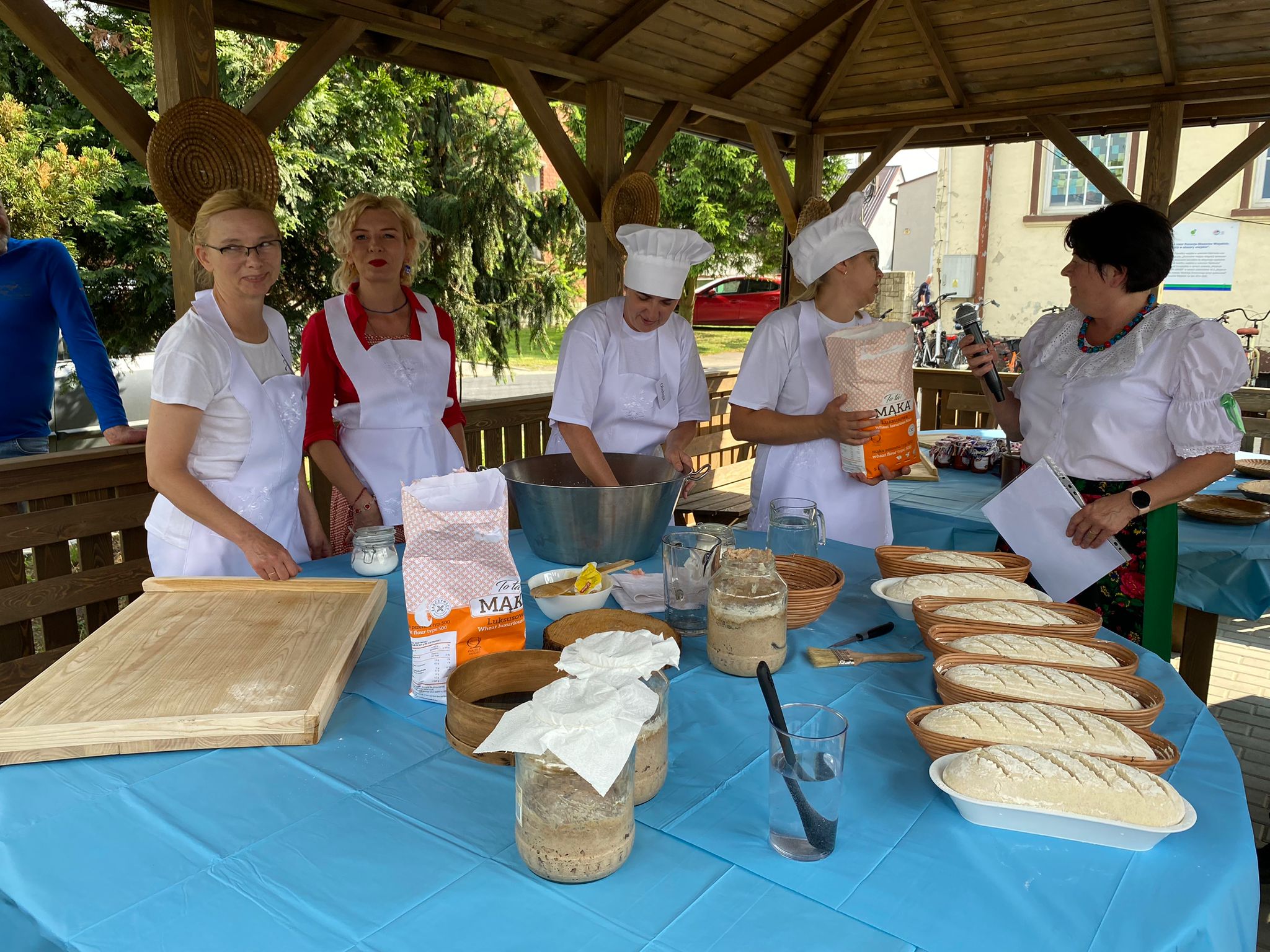 Wesołe babki i „sznita z tustym”